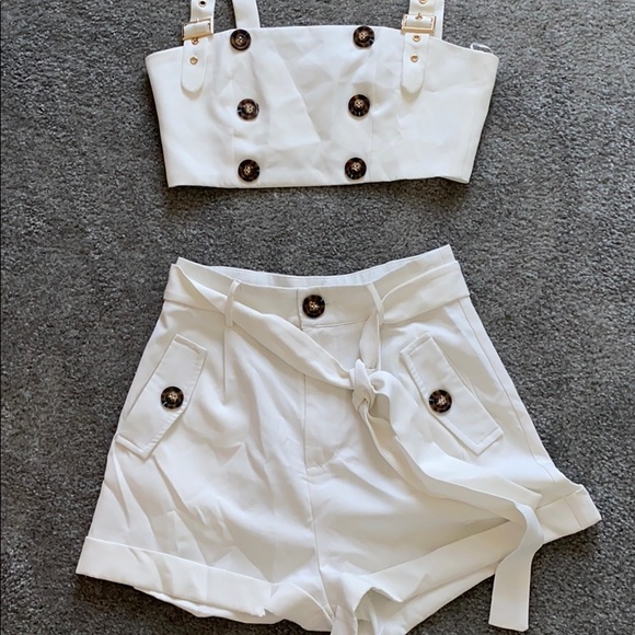 White two pieces set - Picture 3 of 5